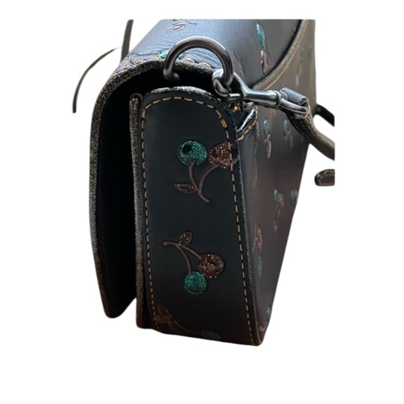 COACH 1941 Glitter Cherry Black Glovetanned Leather. Dusty and Bag! - Picture 6 of 13